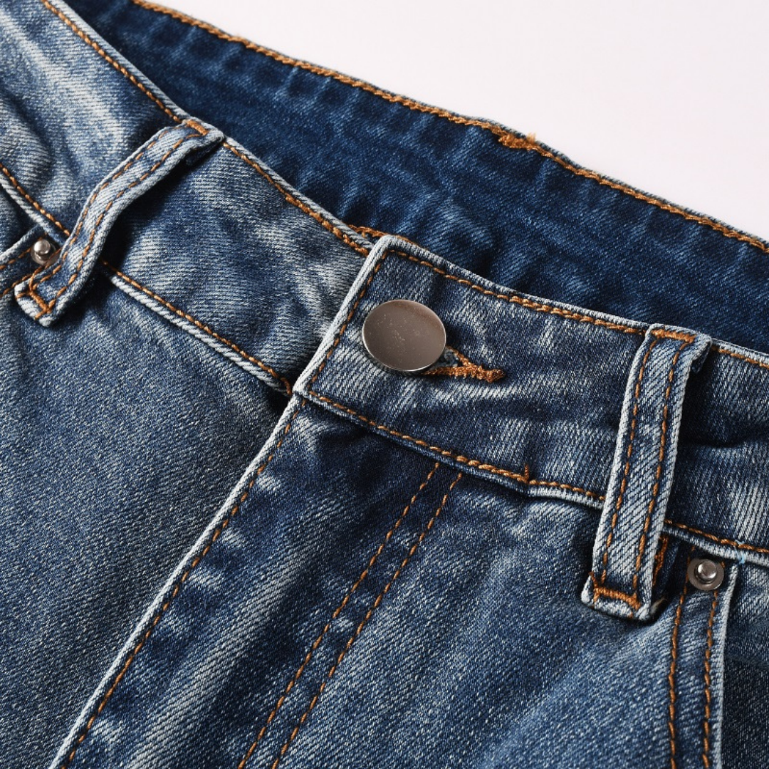 Amr Flared Jeans