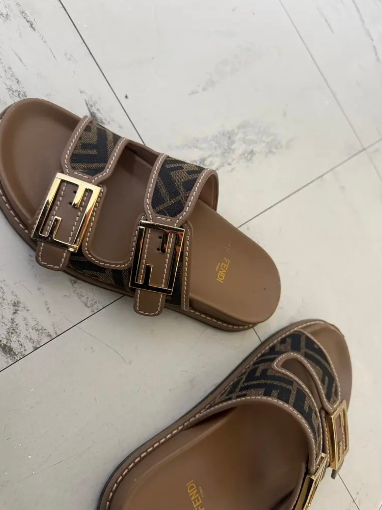 FEE SANDALEN
