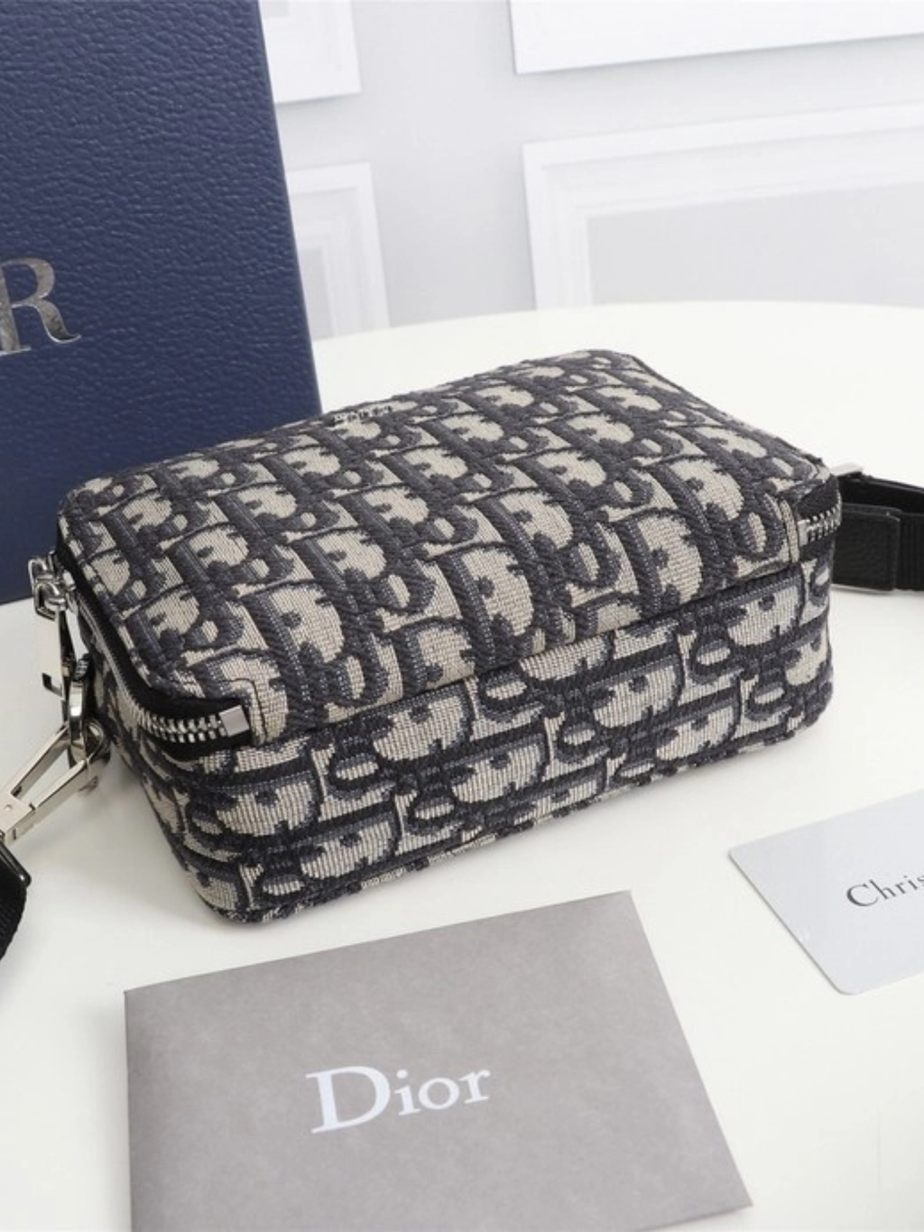 DROR TASCHE