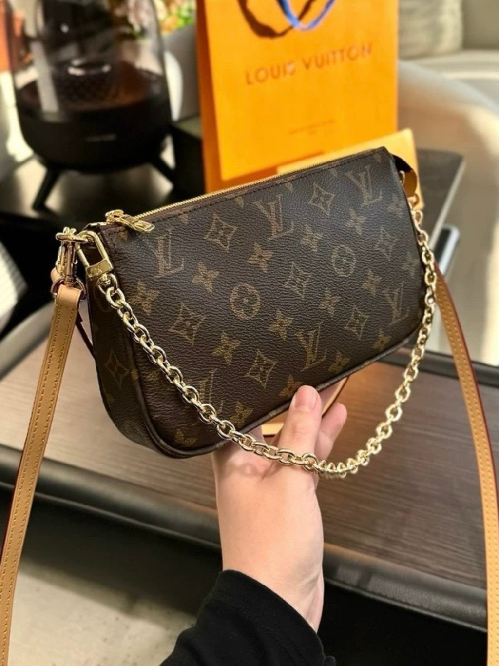 POCHETTE HANDTASCHE