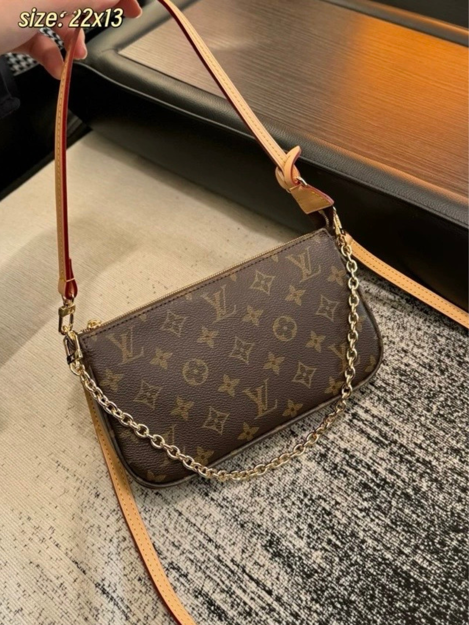 POCHETTE HANDTASCHE