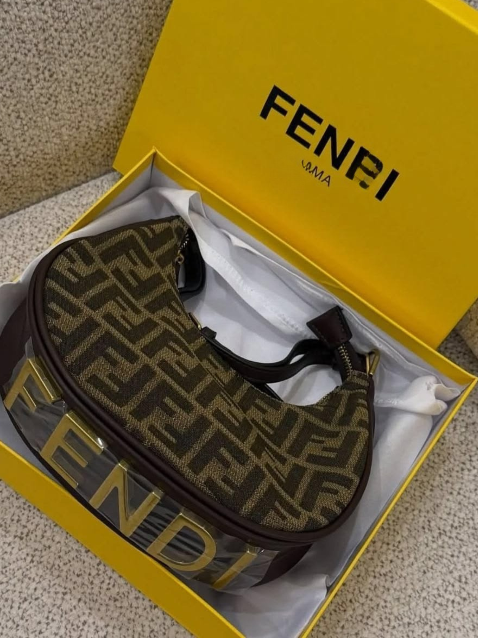 FED HANDTASCHE